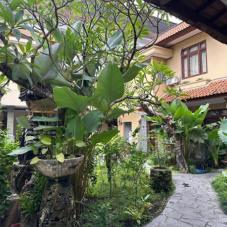 Villa Bunga Hotel Seminyak  Ngoại thất bức ảnh